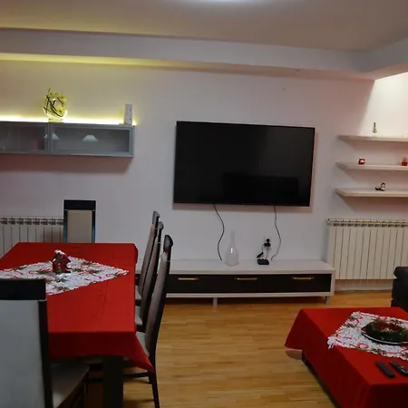 Luxury In Downtown Апартаменти *